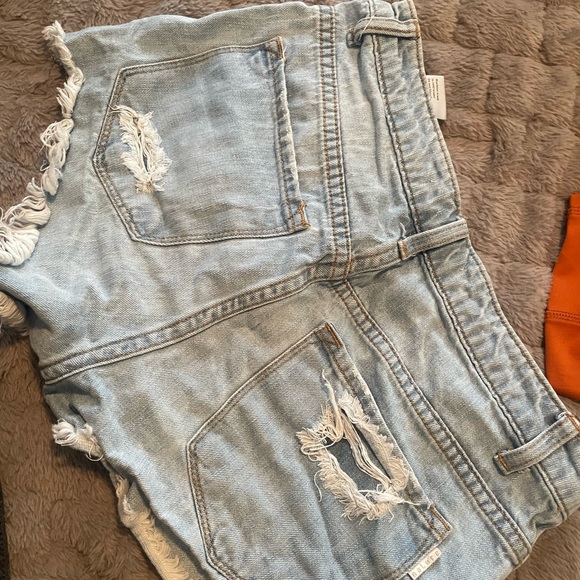 Denim shorts USED. - Picture 3 of 3